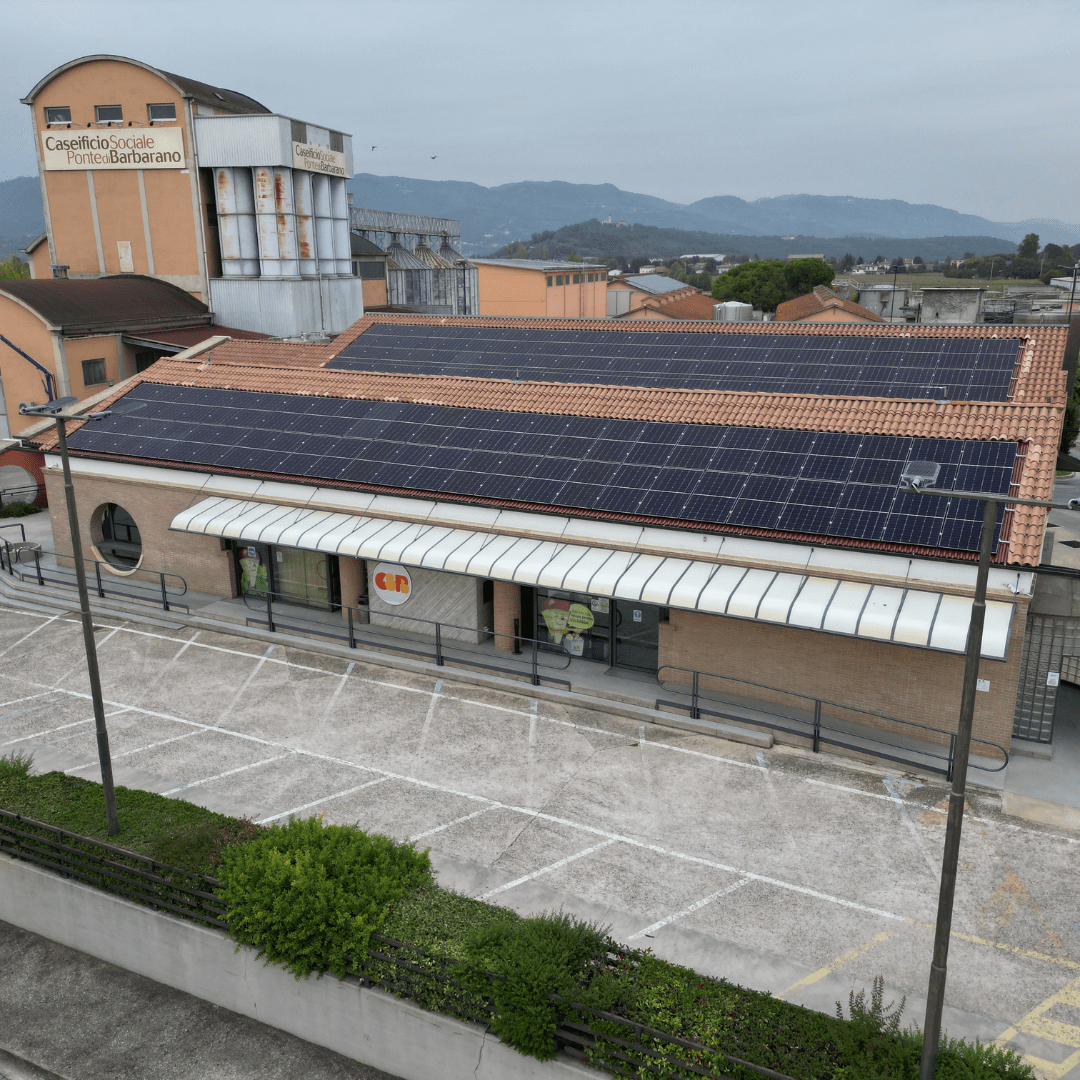Progetto senza titolo (8) Impianto fotovoltaico su capannone industriale Paint Padova